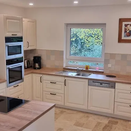 Q1, Ruhe Und Erholung In Der Eifel *