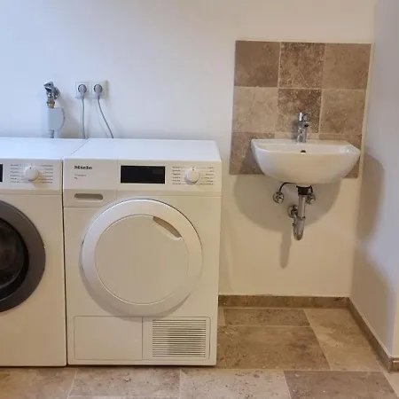 Q1, Ruhe Und Erholung In Der Eifel *