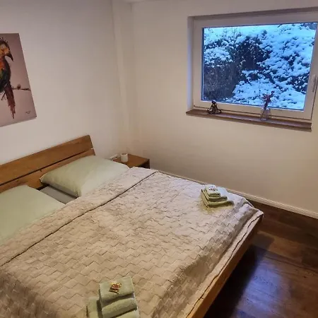 Q1, Ruhe Und Erholung In Der Eifel *