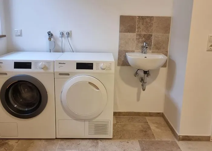 Q1, Ruhe Und Erholung In Der Eifel *